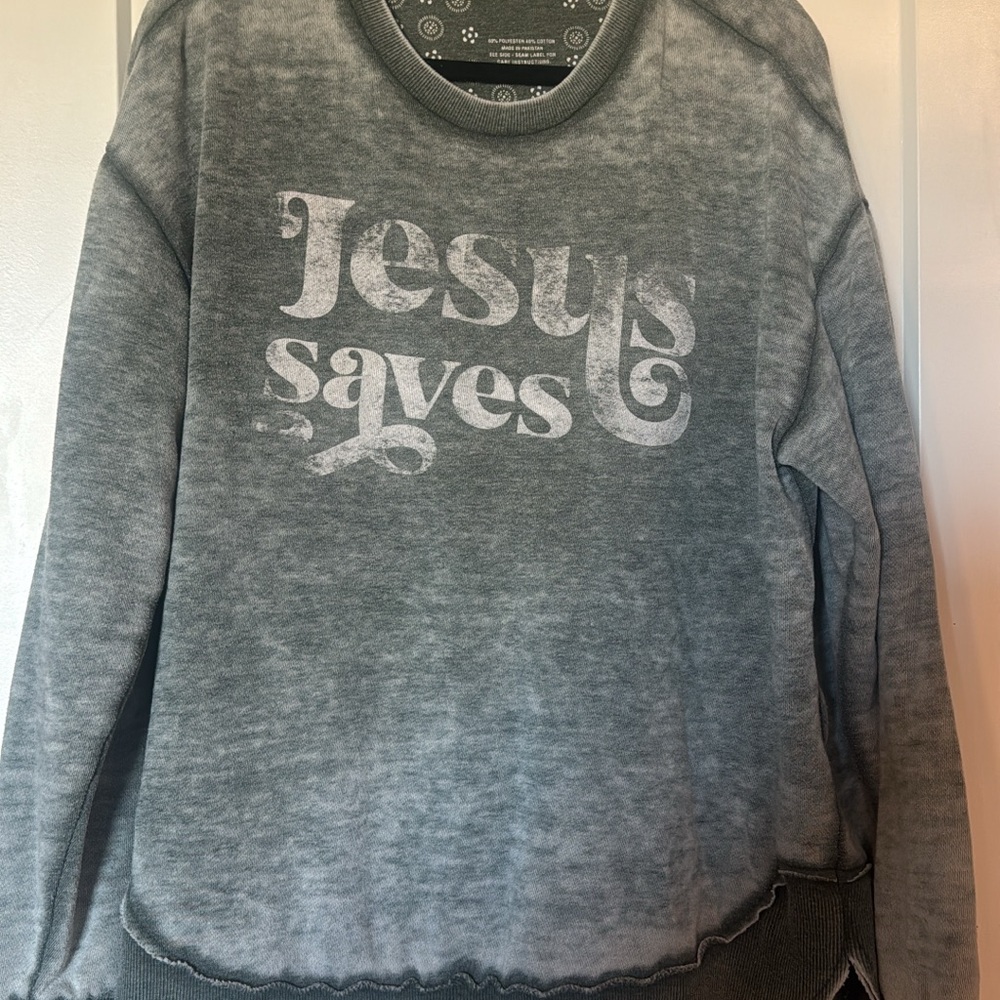 Women’s Graphic Sweater